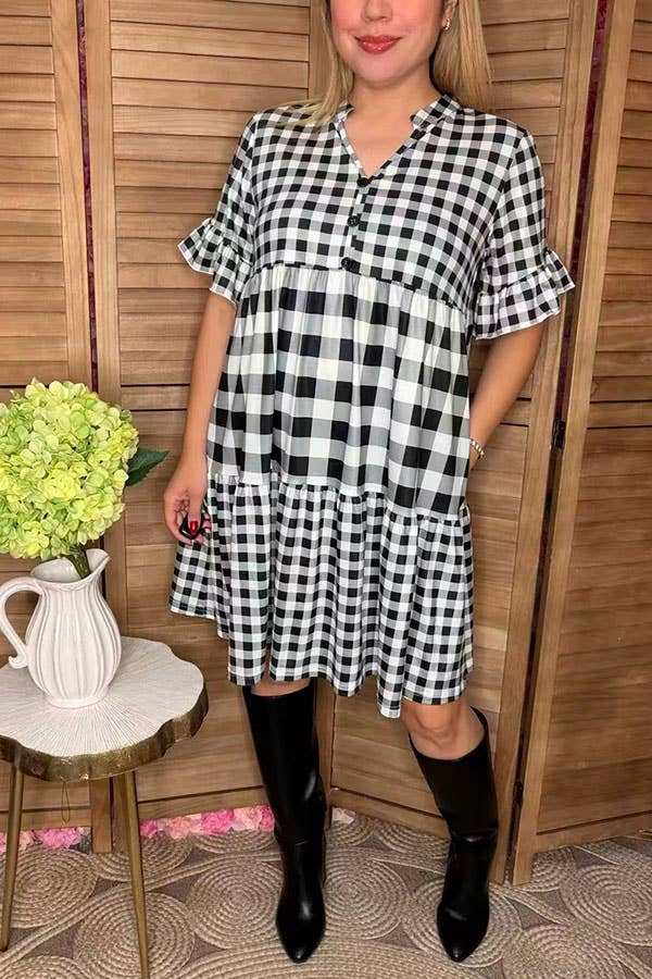 Checkered short sleeved dress w/pockets