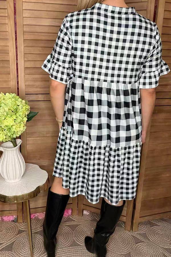 Checkered short sleeved dress w/pockets