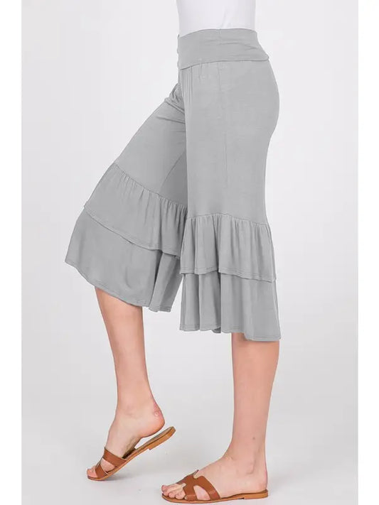 Ruffled crop pants